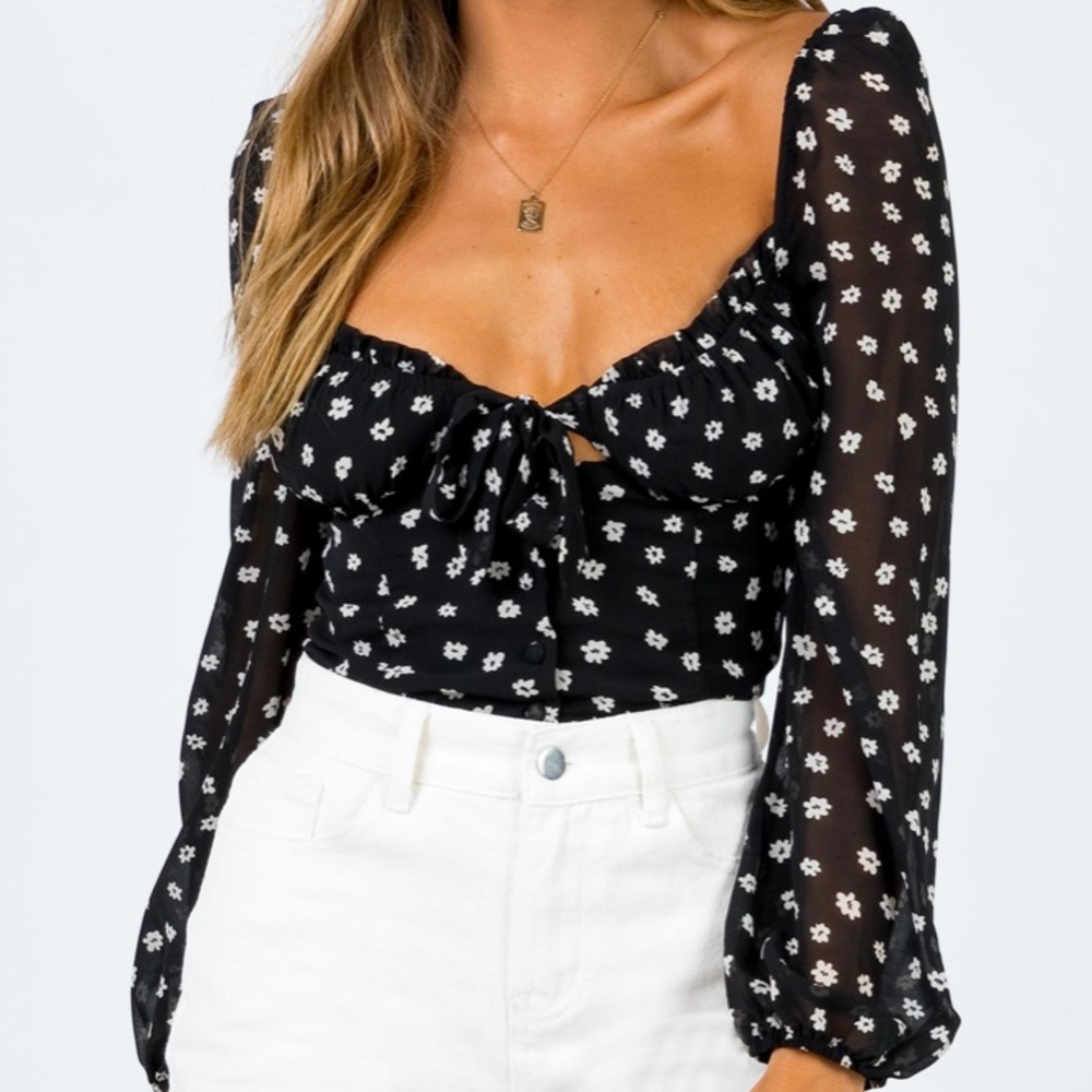 Princess polly top